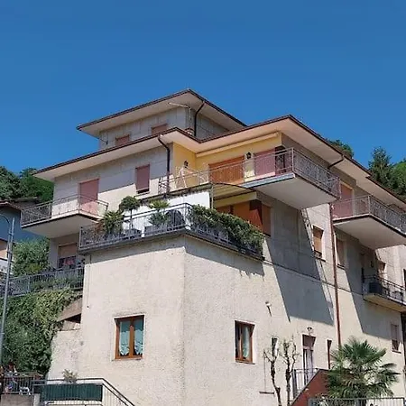 Casa Elly Riva di Solto